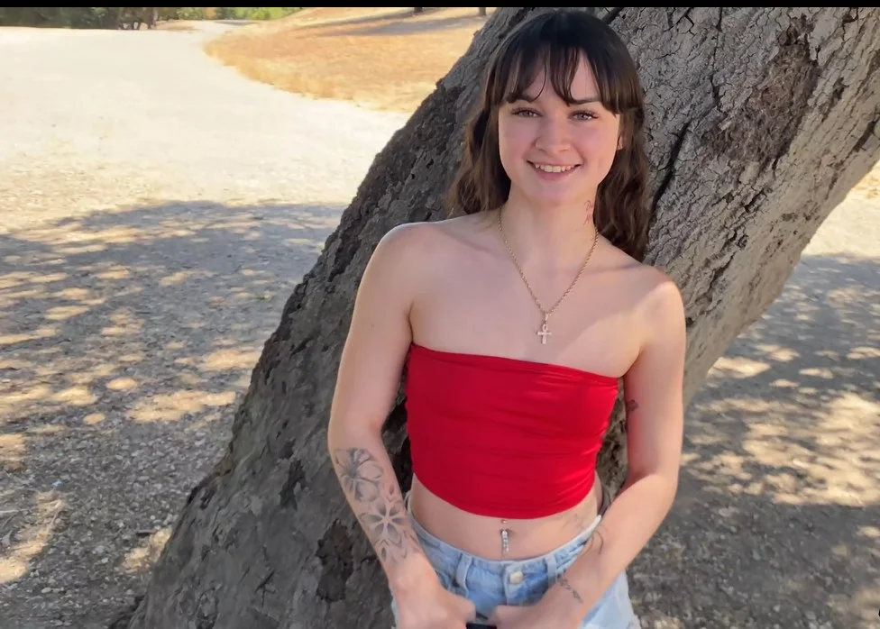 BJ Raw - Remi Raw - Remi's Blowjob Encounter