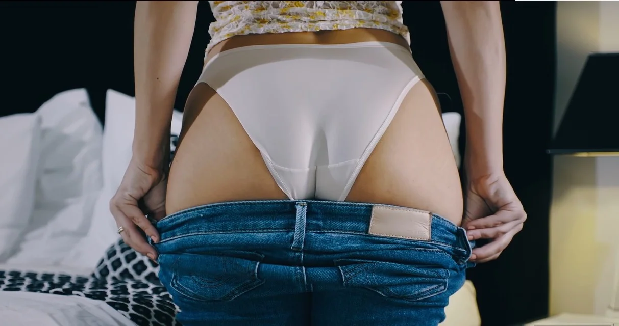 Fitting room - Calita Fire Milf