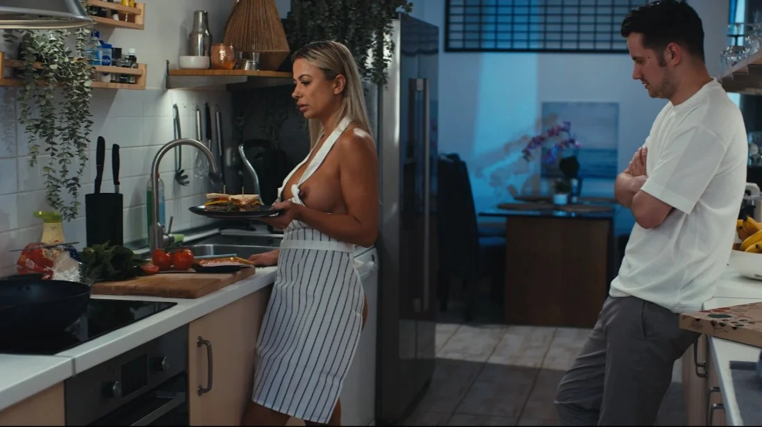 Freeze - Shalina Devine - Stepmom