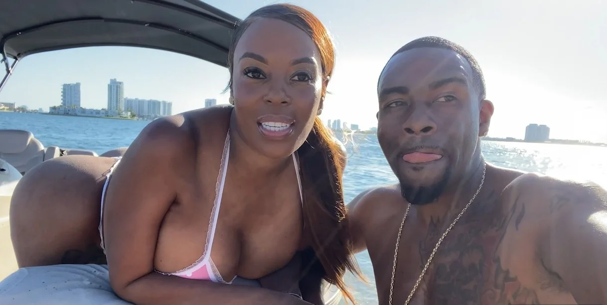 Major Hot Wife - Yum The Boss - Yum's Blowjob Island