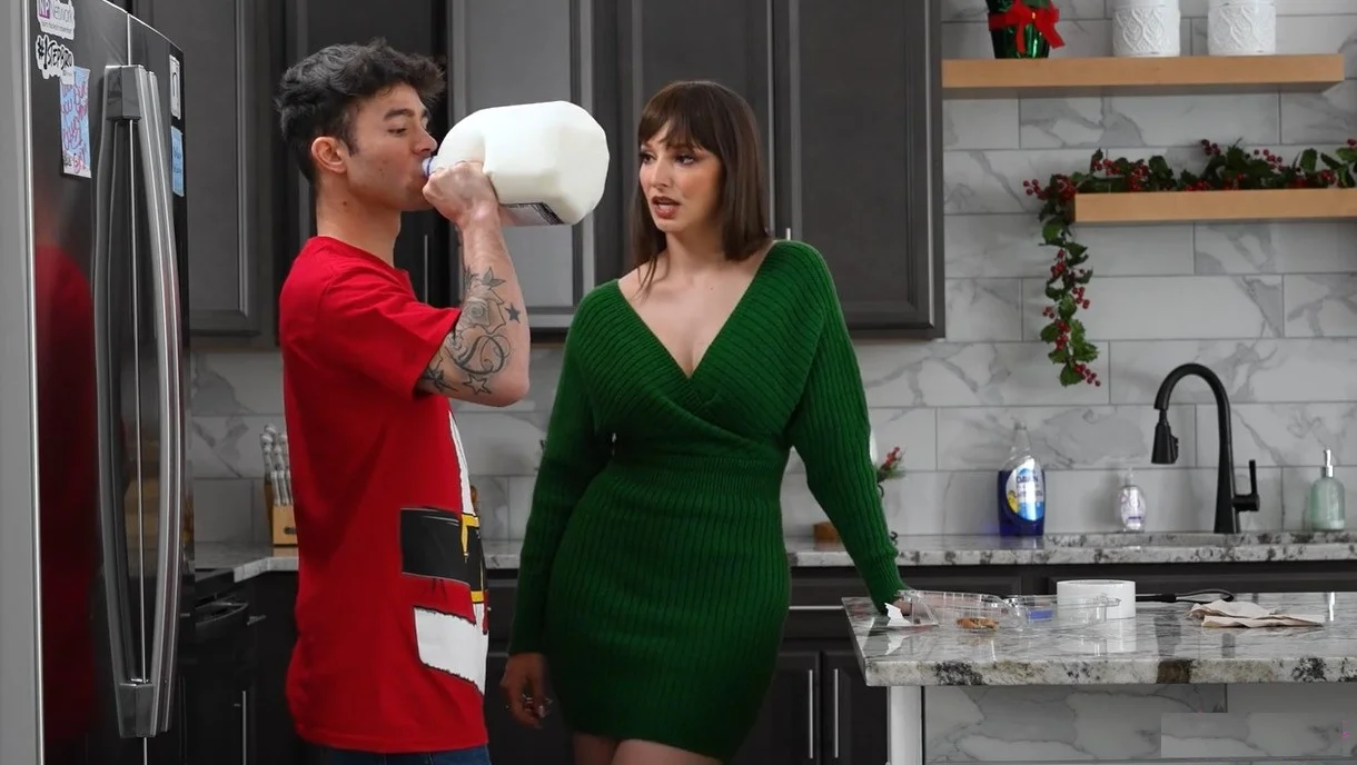 Mom Wants Creampie - Lexi Luna - Mrs Krampus Is Collecting Creampies For Christmas