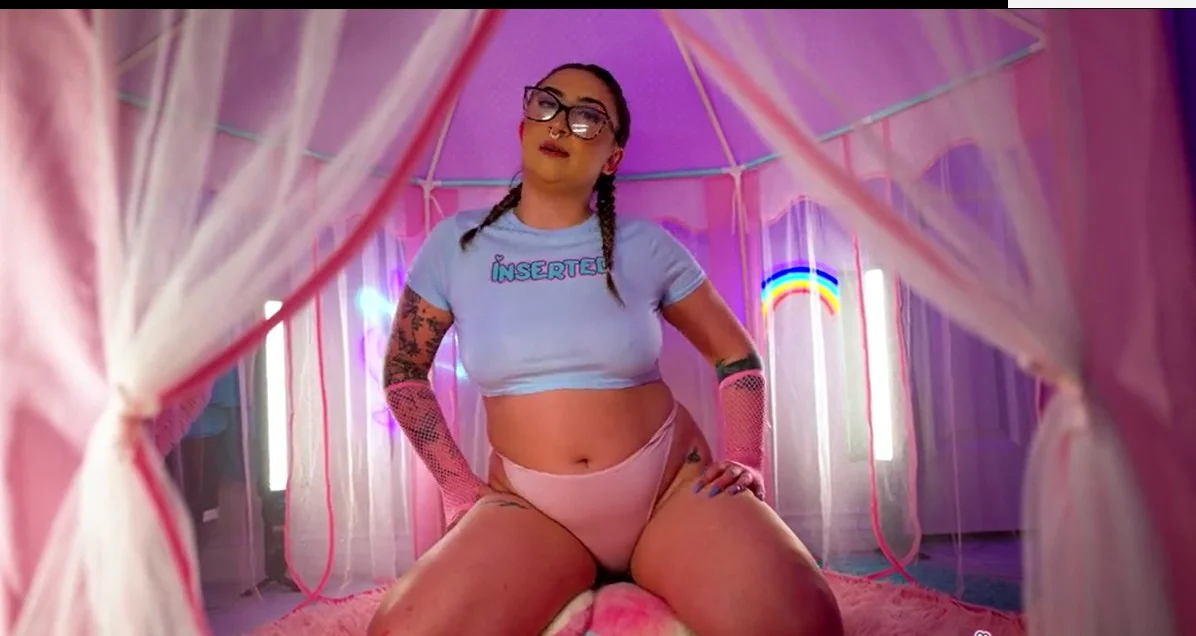 Inserted - Nina Nova - Nina Is An Inserted Fan