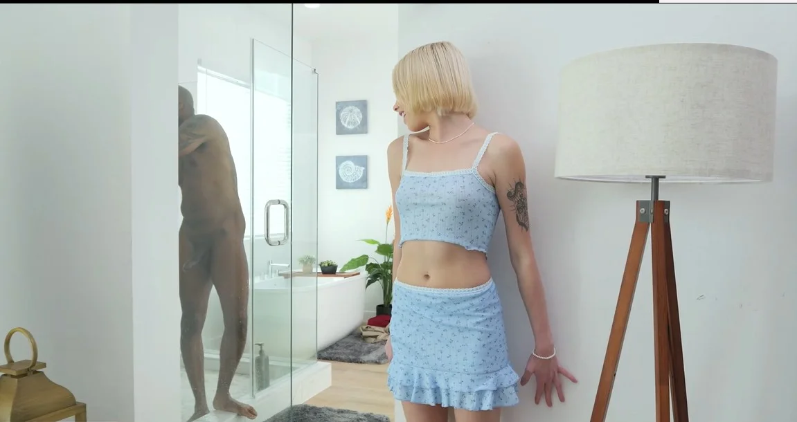 BBC Pie - Aurora Vixen - Helpful Neighbor